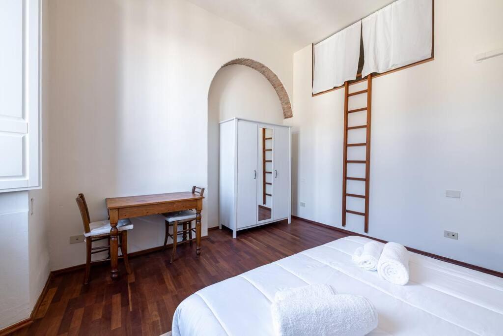 Duomo Elegante Appartamento 佛罗伦萨 外观 照片